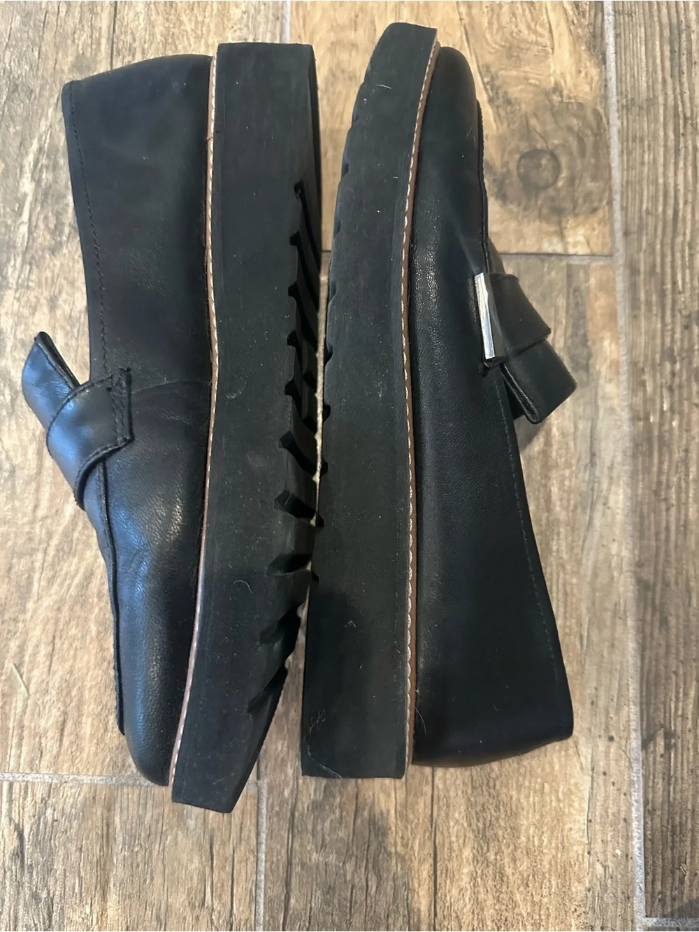 Naturalizer Black Leather Slip-On Penny Loafers for Women